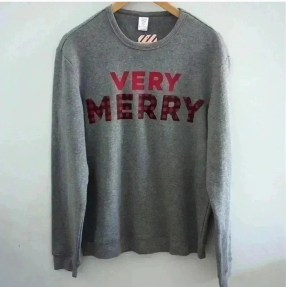 NORTH POLE TRADING CO. | Men's Very Merry Long Sleeved Fleece PJ Sweater